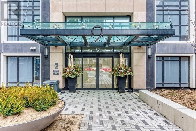 Photo du bâtiment - 9 Mabelle Ave