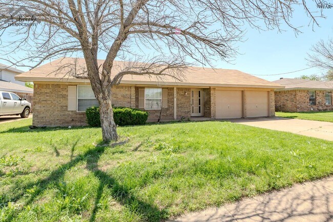 Foto del edificio - 1118 Crescent Ln