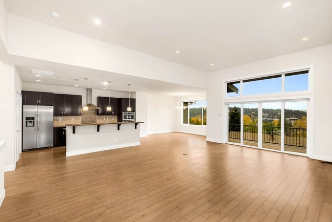 Building Photo - 7704 151st Ave NE