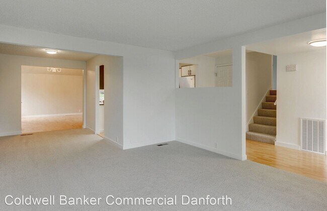 Foto del edificio - 4 br, 2.5 bath House - 12806 NE 142nd Place