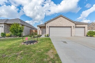 Building Photo - 10314 Birch Peak Dr