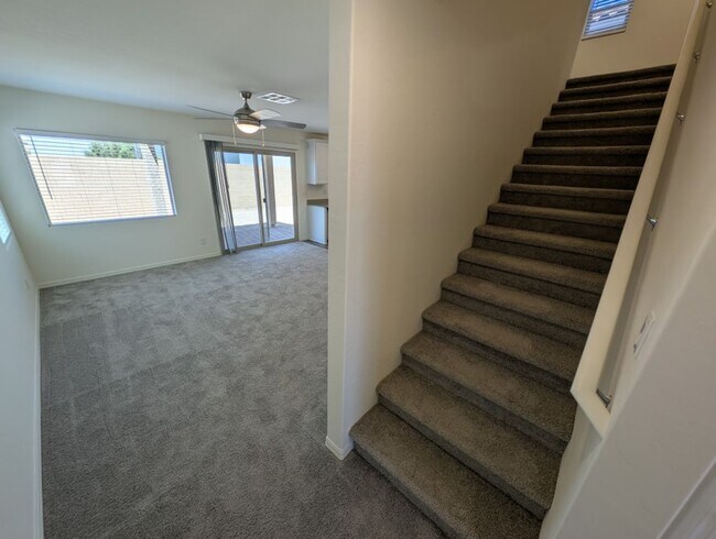 Foto del edificio - 4935 Toad Lily St