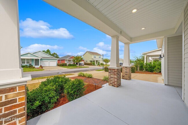 Foto del edificio - 3108 Heartleaf Ave E