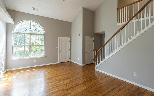 Building Photo - 3205 Scottish Trace