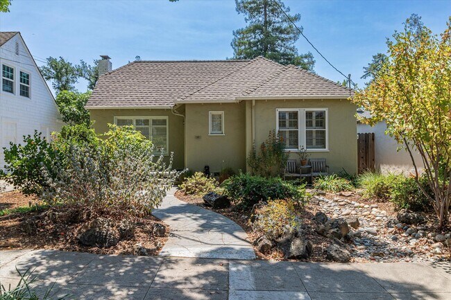 Building Photo - Charming Home in San Jose!