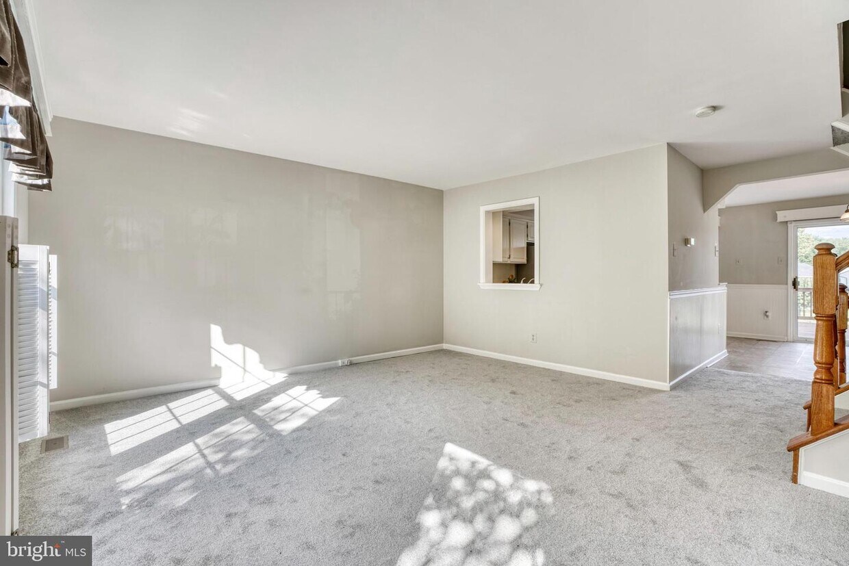 Primary Photo - 802 Dora Pl