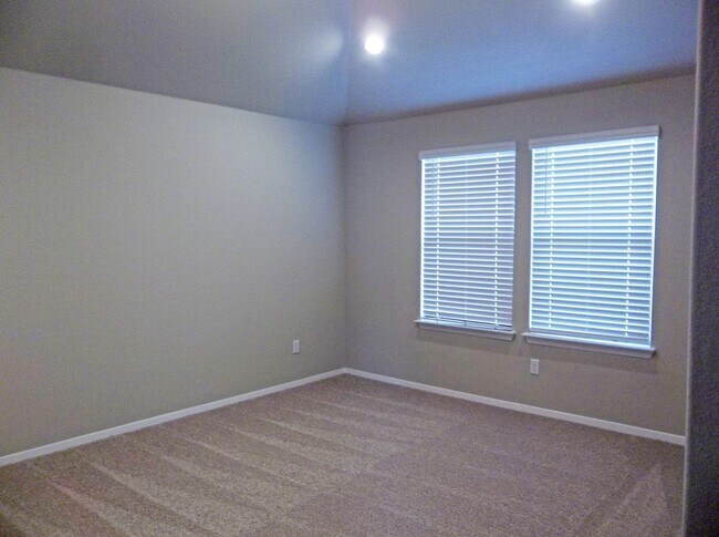 Building Photo - 138 White Dunes Dr