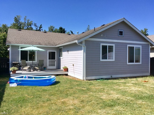 Foto del edificio - 4231 Spring Creek Ln