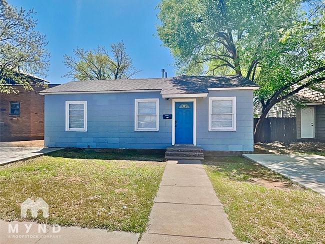 Building Photo - 2303 15th St