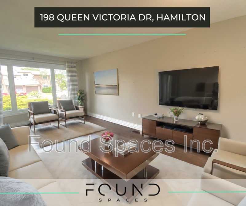 Primary Photo - 198 Queen Victoria Dr