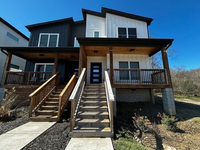 Foto del edificio - 427 Toney Rd