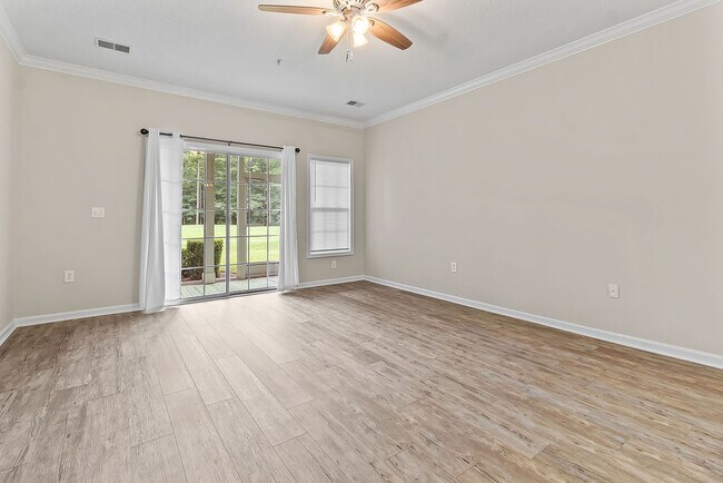 Building Photo - Longwood Condo