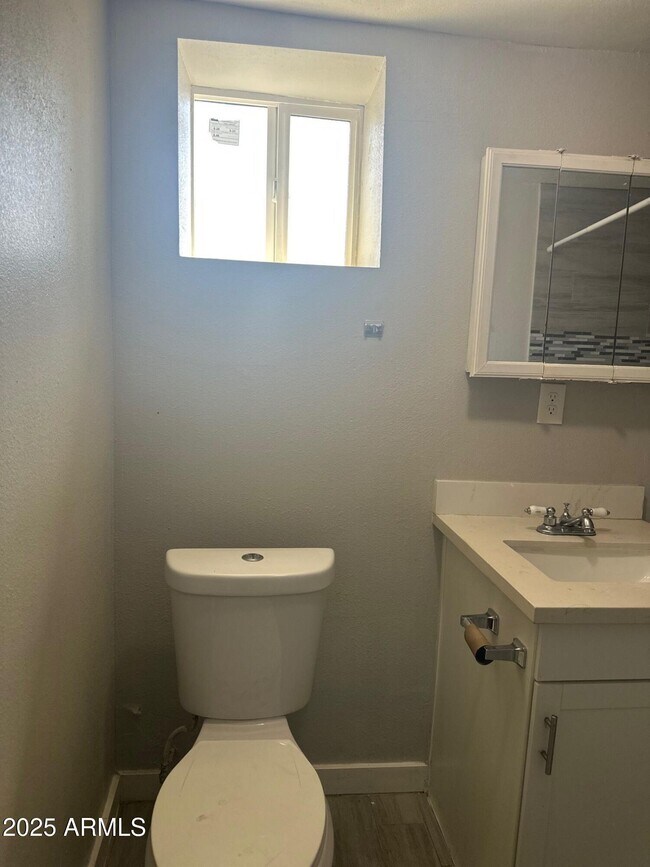 Foto del edificio - 5113 N 17th Ave