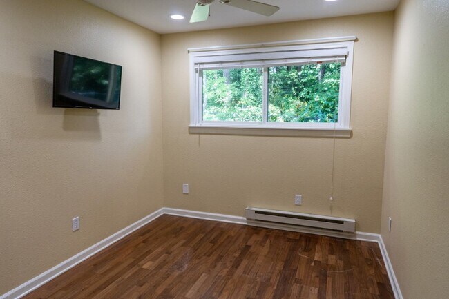 Foto del edificio - 2Bd/1Ba Redmond Condo