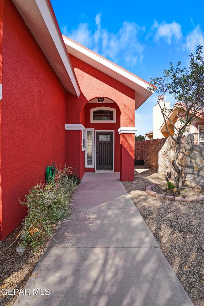 Building Photo - 1373 Jim Paul Dr