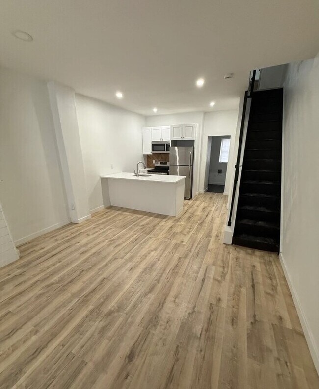 Foto del edificio - 2808 N Taylor St