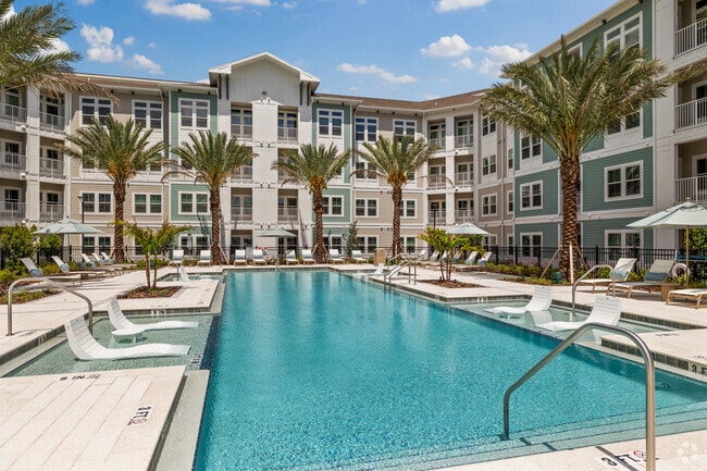 Building Photo - Arcadia at Veranda Falls