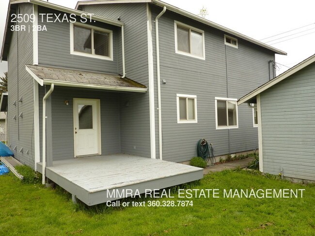 Building Photo - PRE-LEASING: 3 Bedroom Townhome