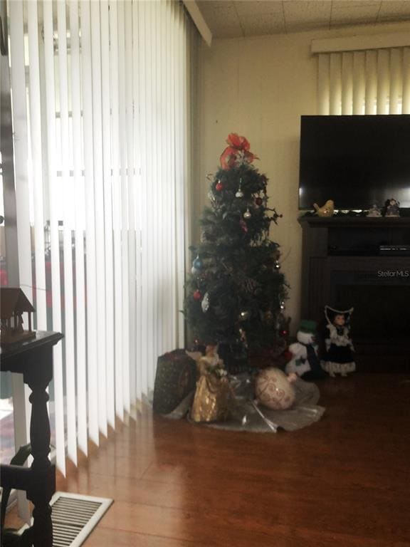 Foto del edificio - 51 Delaware Ct