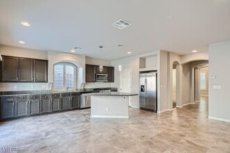 Building Photo - 10139 S Arbor Brook Ct