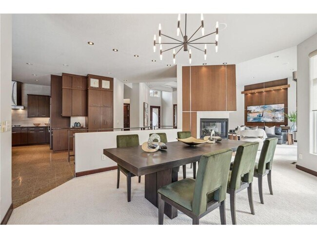 Foto del edificio - 9730 Sky Ln