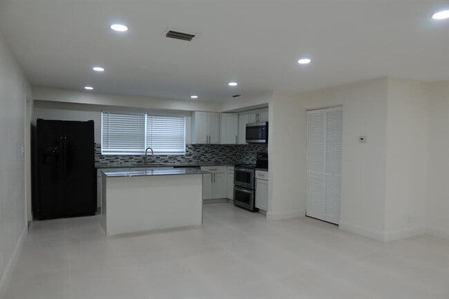 Foto del edificio - 2630 SW 49th Ct