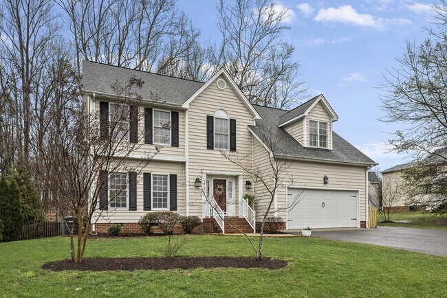 Foto del edificio - 9816 Pine Creek Ct