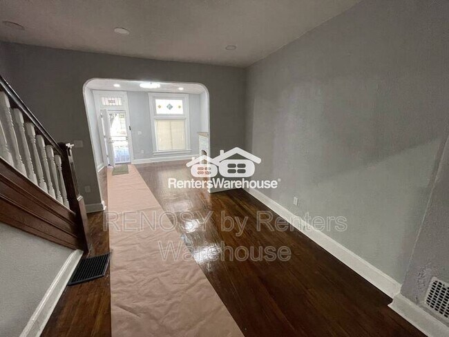 Foto del edificio - 2125 Cliftwood Ave