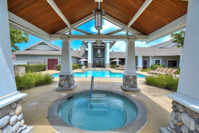 Foto del edificio - Oak View of Sonoma Hills Apartments