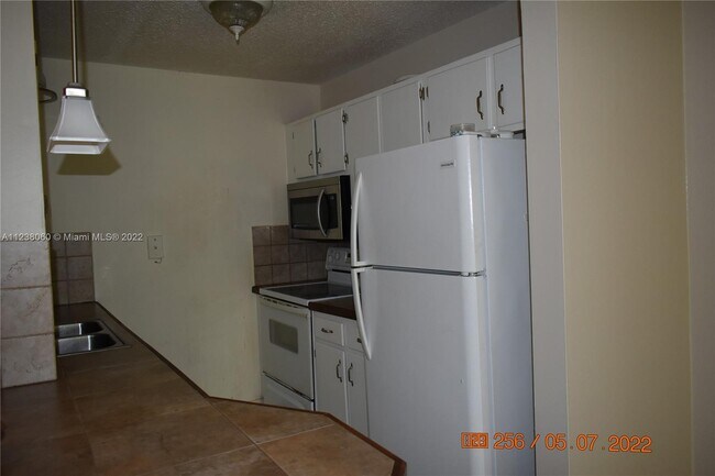 Building Photo - 4272 NW 89th Ave