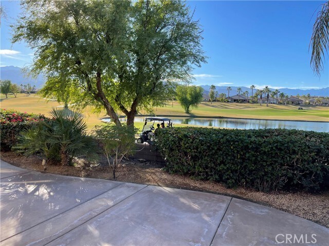 Foto principal - 45271 Big Canyon St