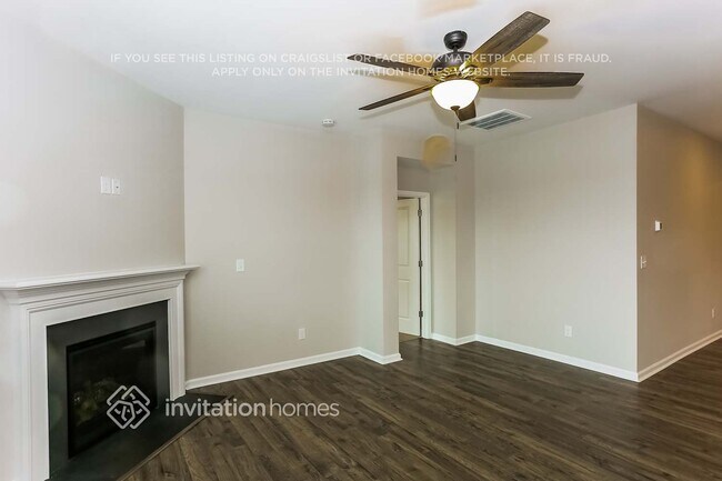 Foto del edificio - 134 Gray Willow St