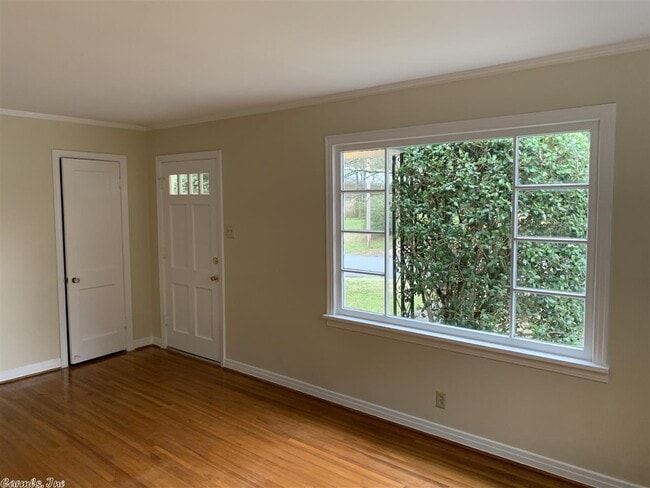 Building Photo - 2108 Brownwood Rd