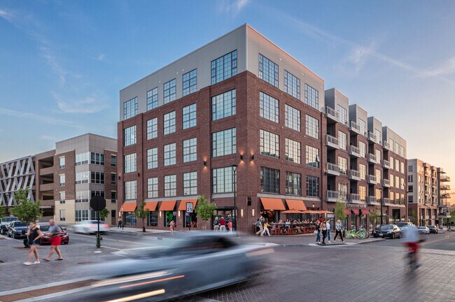 Foto del edificio - 6640 Mooney St