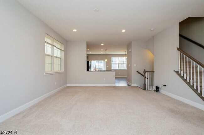 Foto del edificio - 1601 Hights Farm Rd S