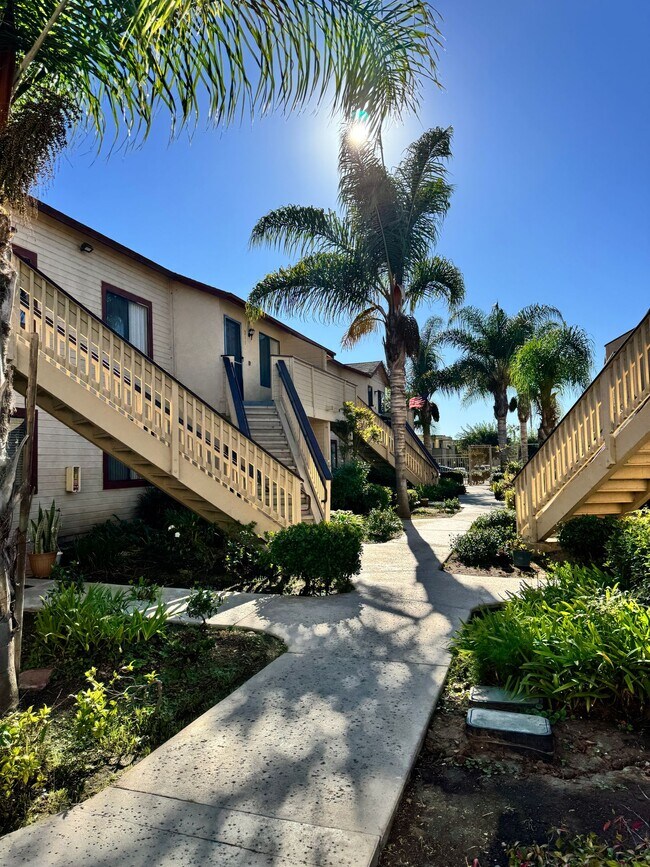 Building Photo - 1 Bedroom, 1 Bath - 55+ Senior Living Community