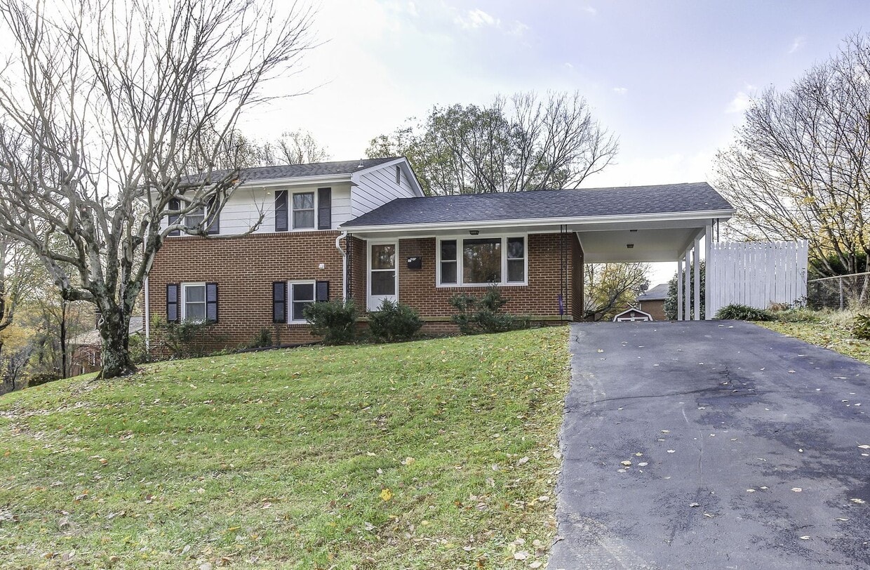 Photo - 110 Shasta Court