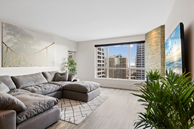 Foto del edificio - 1240 India St