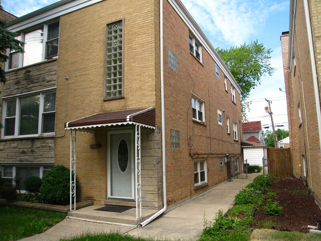 3146 Scott St Unit 1, Franklin Park, IL 60131 Condo for Rent in Franklin Park, IL