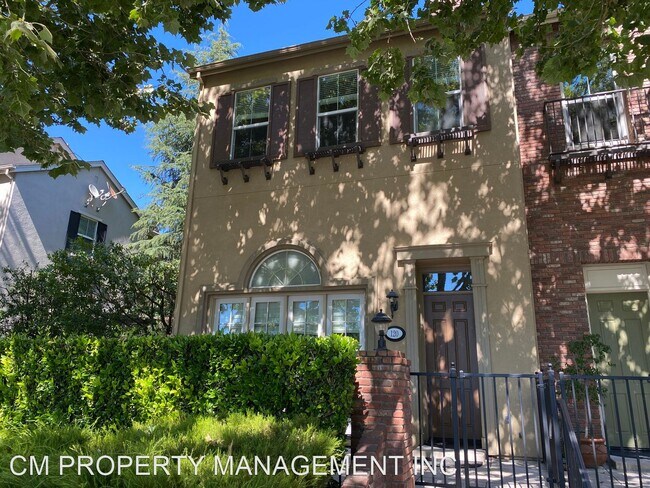 Building Photo - 3 br, 2.5 bath House - 120 Sunol St