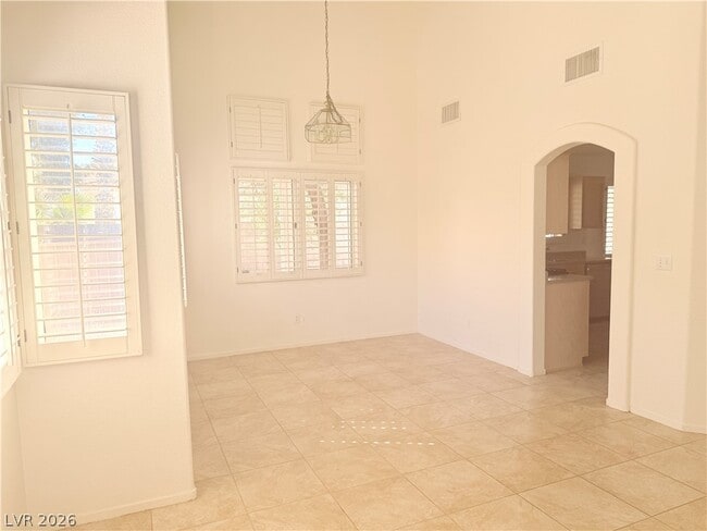 Building Photo - 1085 Fan Coral Ave