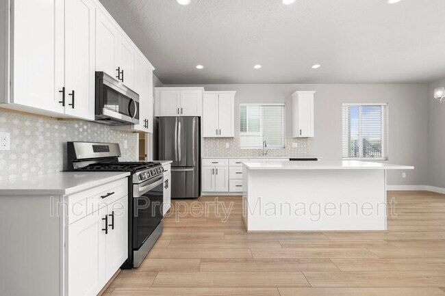 Building Photo - 1256 W Brinkerhoff Dr