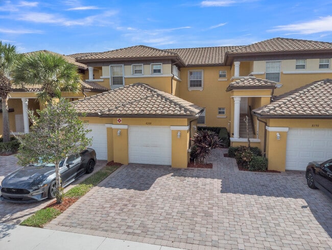 Foto del edificio - 8200 NW 128th Ln