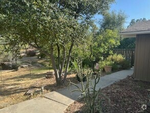 Building Photo - 41925 Long Hollow Dr