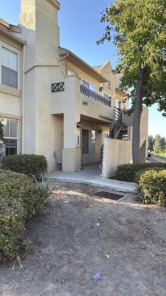 Foto del edificio - 2055 Lakeridge Cir