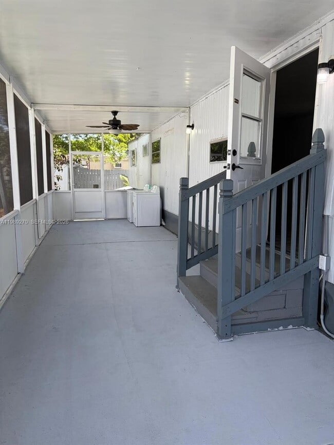 Building Photo - 13380 SW 9th St
