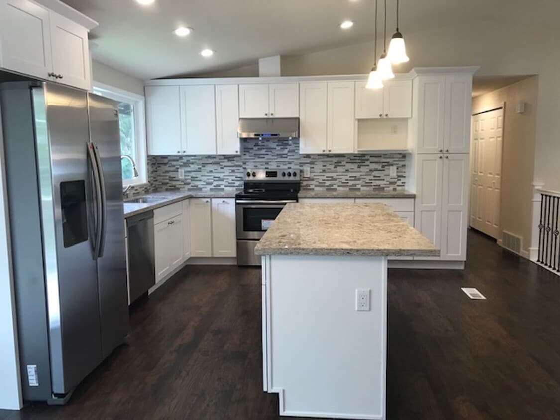 Primary Photo - Beautifully remodeled 2 Story SFH 4 BD 2.5...