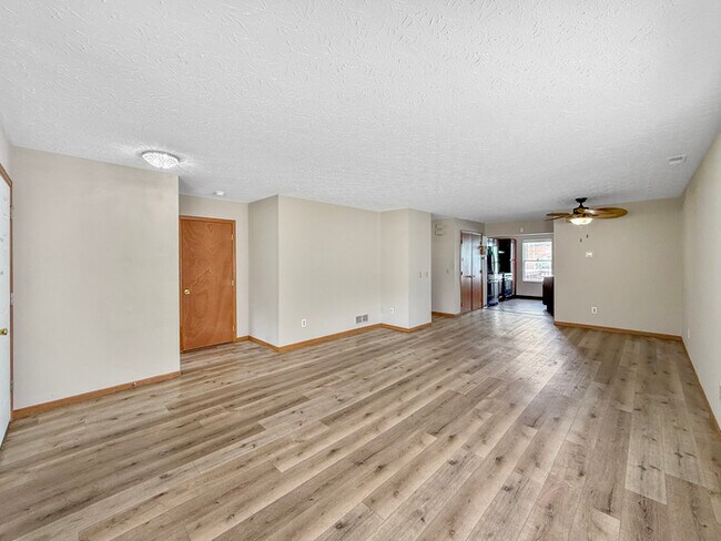 Foto del edificio - 515 Talbot Ave