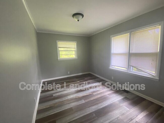 Foto del edificio - 1851 Gannon Rd