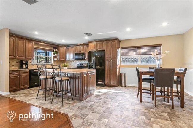 Building Photo - 2062 Southpointe Drive
